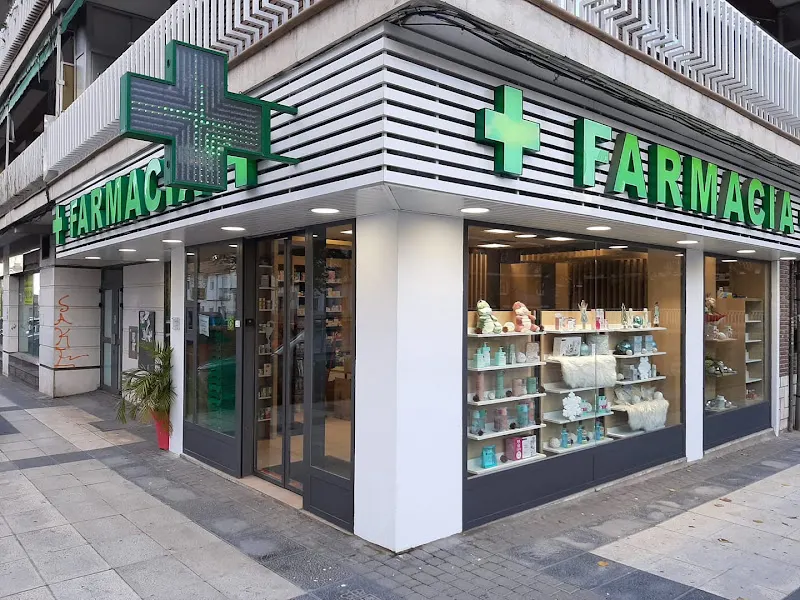 FARMACIA PLAZA DE ESPAÑA - Farmacia en Arganda del Rey - foto 2