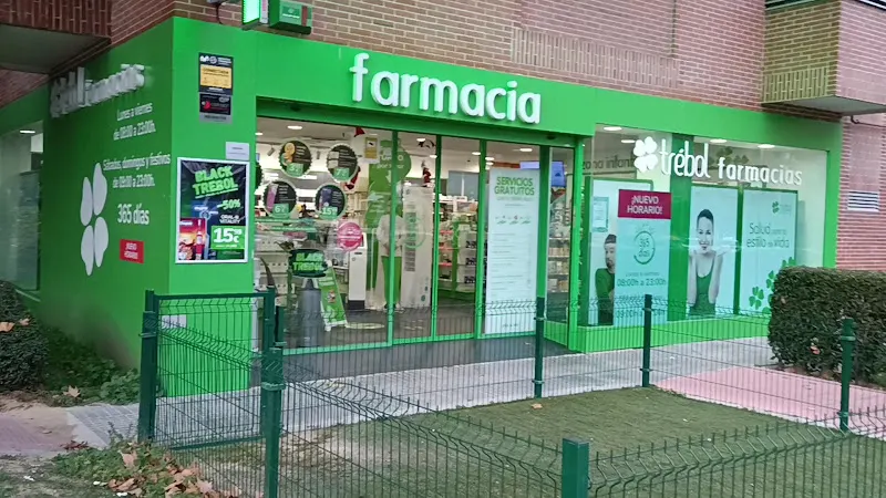 Farmacia Trébol Zarzaquemada - Farmacia en Leganés - foto 2