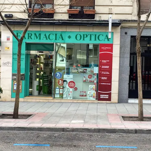 FARMACIA OPTICA ORTOPEDIA GA - CHAMBERÍ, MADRID