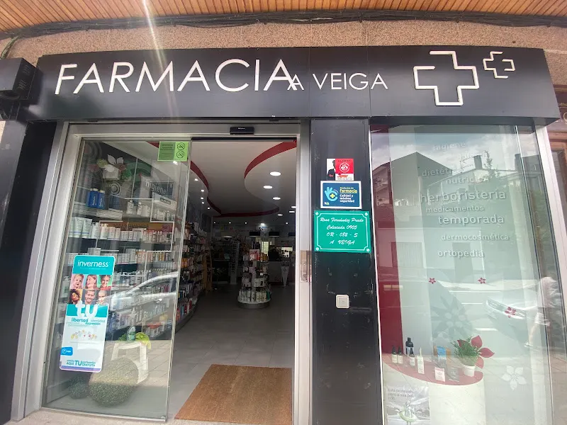César López Pérez - Farmacia en O Barco de Valdeorras - foto 2
