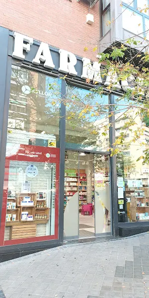 Farmacia Ayllón - Farmacia en Madrid - foto 2