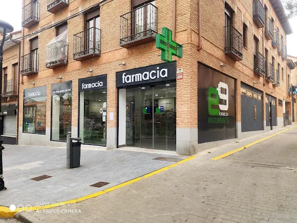 FARMACIA ESCUELAS 9 - El Alamo