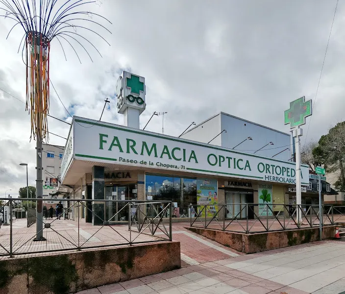Farmacia Óptica Ortopedia Olga García Aguado - Farmacia en Alcobendas - foto 3