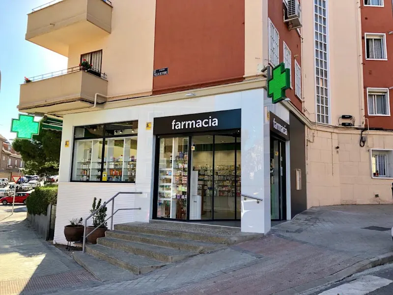 Farmacia Robledo Dierksen - Farmacia en Madrid - foto 2