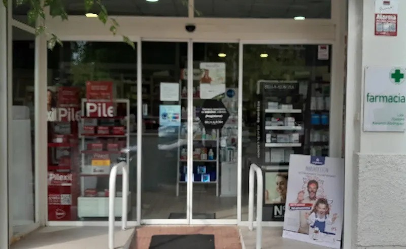 FARMACIA BASANTA - Farmacia en Colmenar Viejo - foto 2
