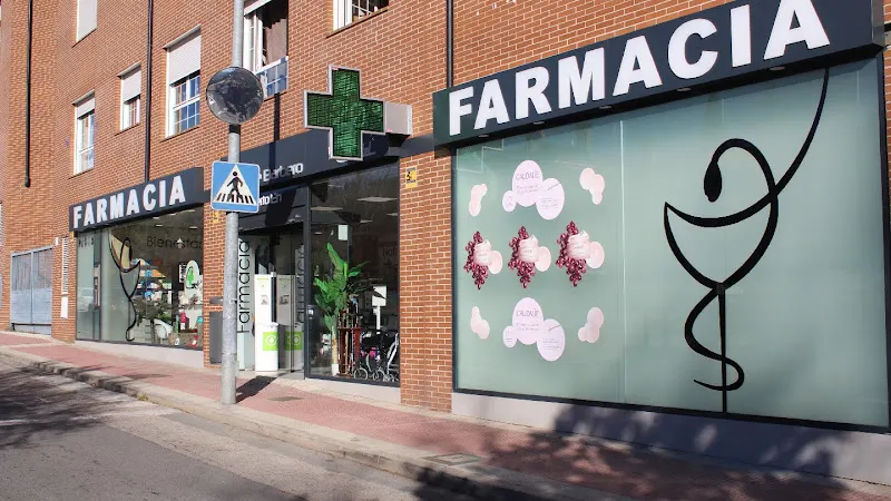 Farmacia CORDEL. 12H. Ldo. Noé Barbero - Collado Villalba