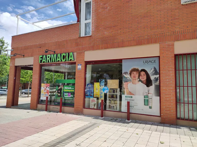 Farmacia Nieves Briceño Montañez