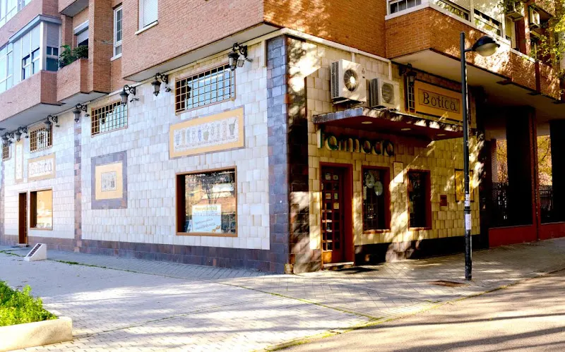 Hermanos González C B - Farmacia en Leganés - foto 2