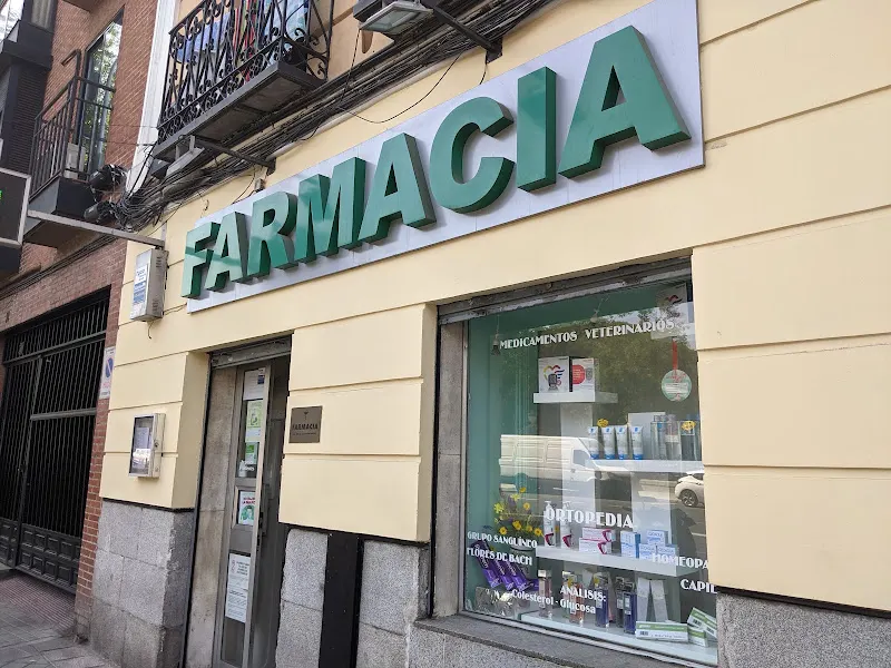 Farmacia Calatrava - Farmacia en Madrid - foto 2