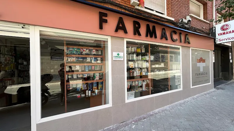 Farmacia Fernando Tenorio Peña - Farmacia en Madrid - foto 2