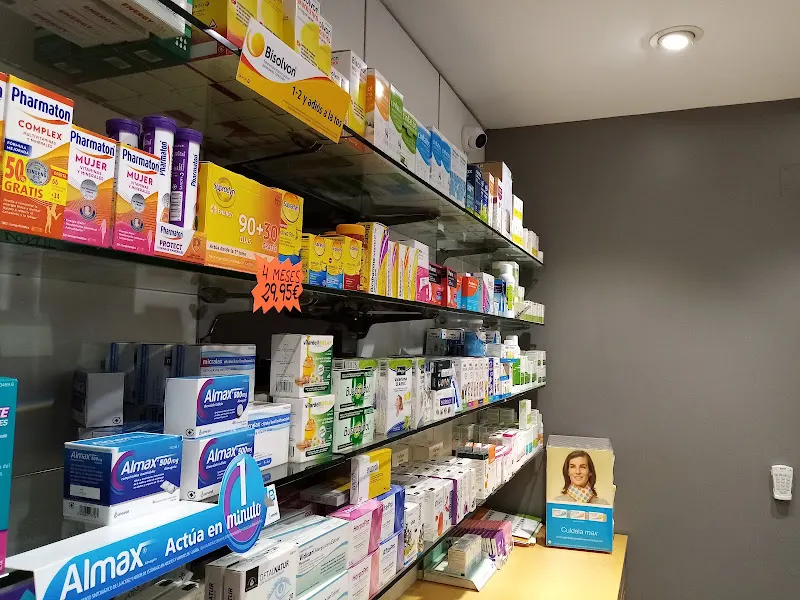 Farmacia Adrián Adrián