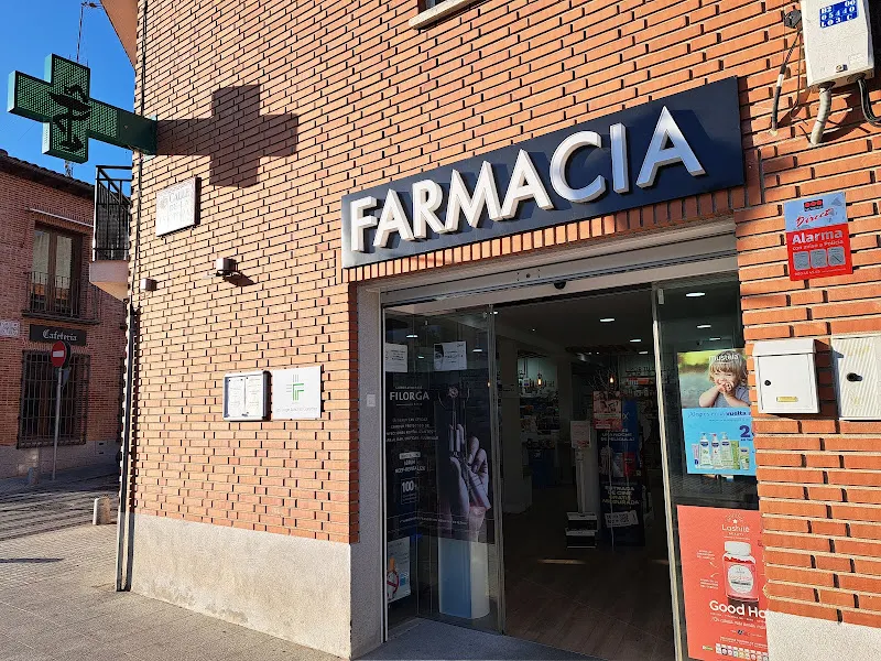 Farmacia La Doctora 15, Ldo. Jorge Sánchez González - Farmacia en Navalcarnero - foto 2
