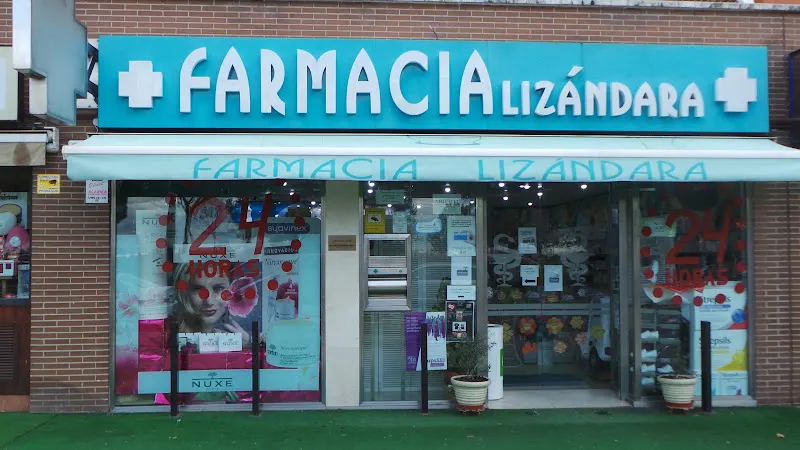 Ana María Lizandara Enrich - Farmacia en Pozuelo de Alarcón - foto 2