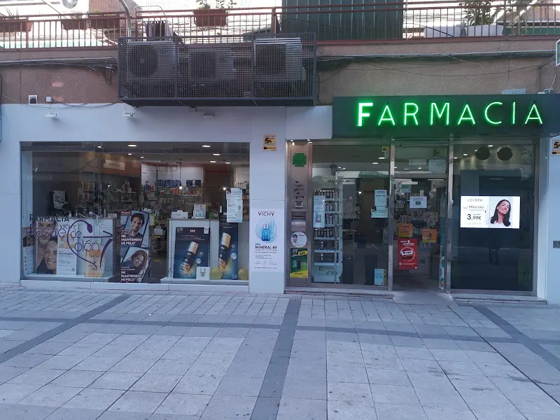 Farmacia Pasaje de Colón - Farmacia en Valdemoro - foto 2