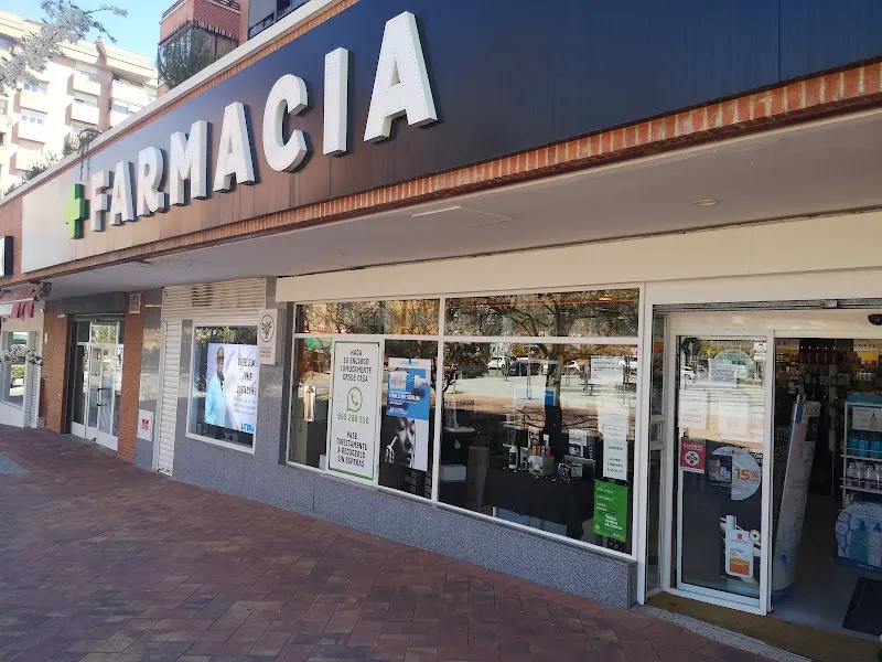 FARMACIA LITERATOS - Tres Cantos