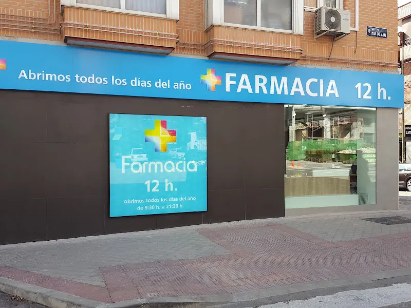 Farmacia (Lda. Julia Escalada Sanz) - Farmacia en Madrid - foto 2