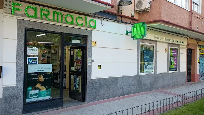 Farmacia María del Carmen González Piquero - Farmacia en Madrid - foto 2