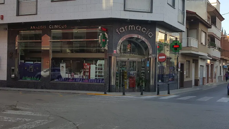 Fátima Rosario Marín Rives - Farmacia en Beniel - foto 2