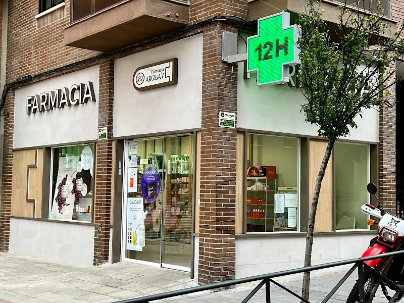 Farmacia Argibay 182 (Laura Rodríguez Pérez) - Farmacia en Madrid - foto 2