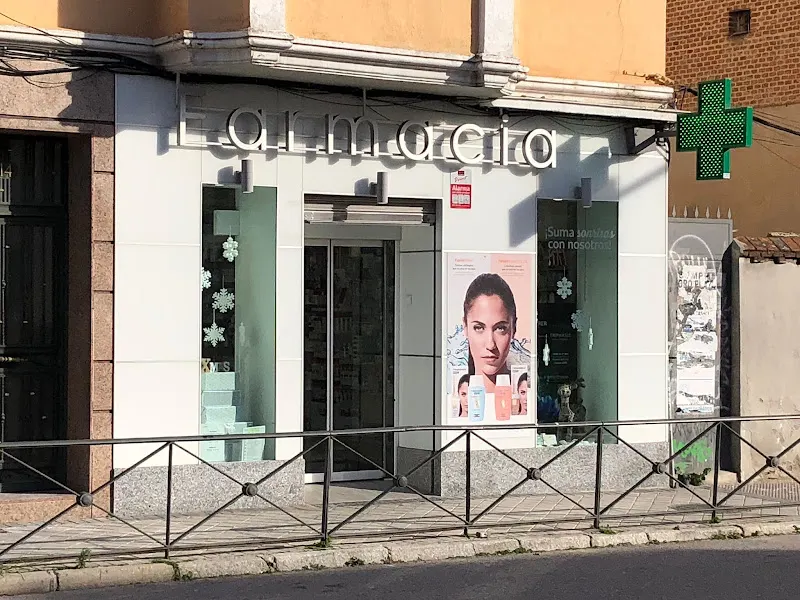 Farmacia Vega - Farmacia en Madrid - foto 2