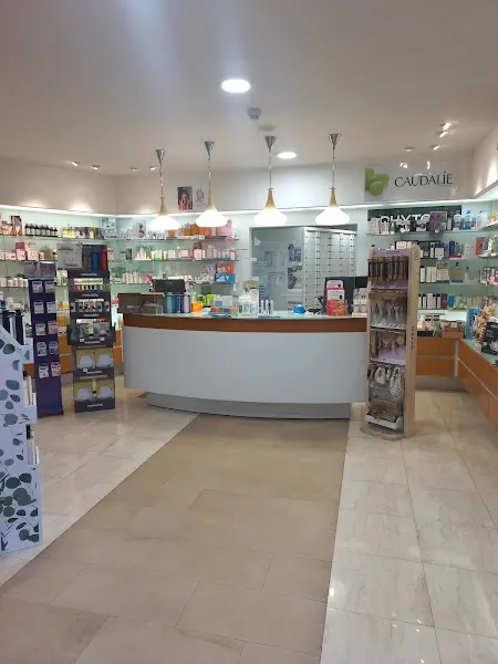 Farmacia Gastón Lujanbio