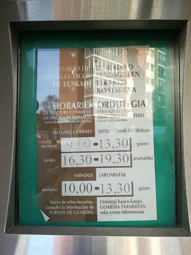 Farmacia "Mª Eugenia Fernández de Trocóniz - Vitoria-Gasteiz