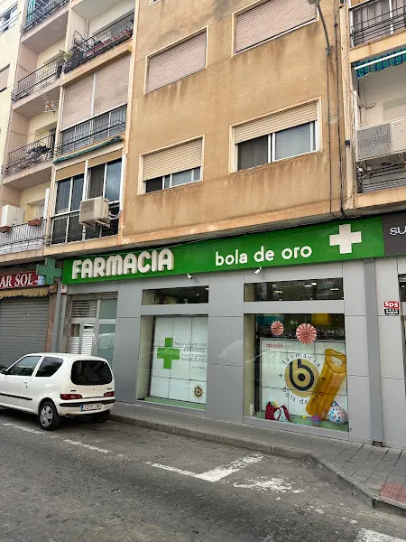 Farmacia Bola de Oro Alicante (Lda. Rosa Mª Mas Rosique)Abierto 365 días - Alicante