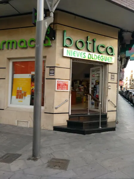 Farmacia Nieves Aldeguer García - Farmacia en Torrevieja - foto 2