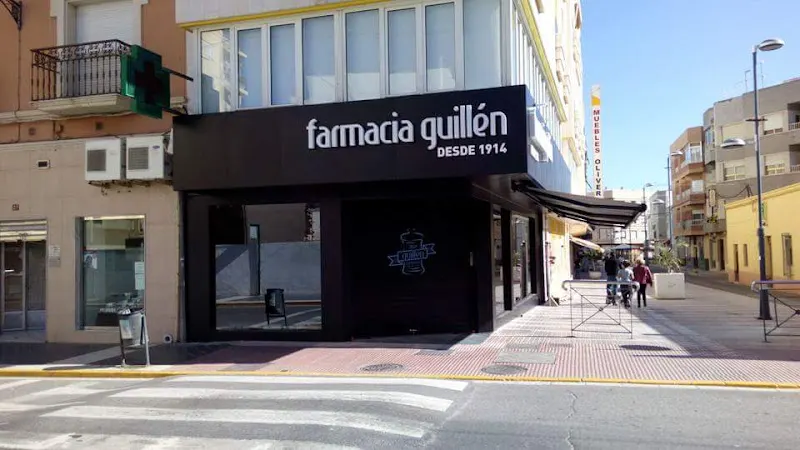 FARMACIA GUILLÉN - Farmacia en Adra - foto 2
