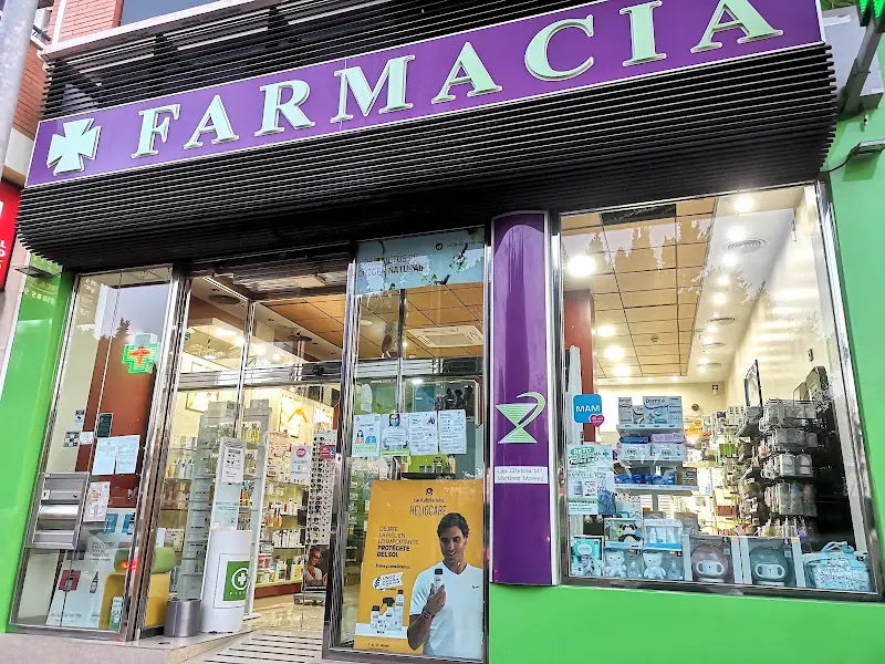 Farmacia Portocarrero /Lda Cristina M. Martínez Moreno - Farmacia en Almería - foto 2