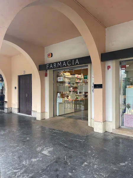 Farmacia Juan Antonio Martínez Fernández - Farmacia en Avilés - foto 2