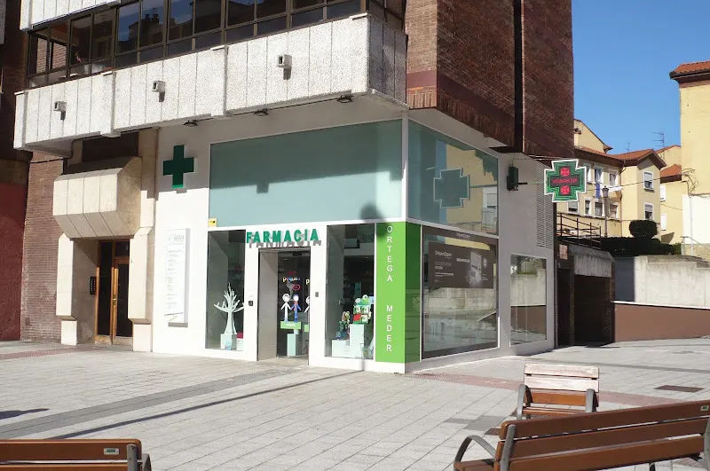 Farmacia Ortega - Meder - Farmacia en Avilés - foto 2