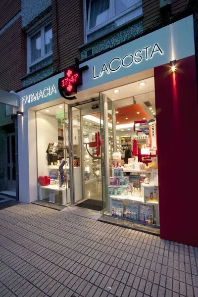 Farmacia La Costa María Teresa Méndez Bravo - Farmacia en Gijón - foto 2