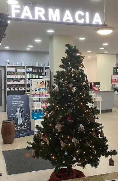 Farmacia Nacho Migoya - Farmacia en Oviedo - foto 2