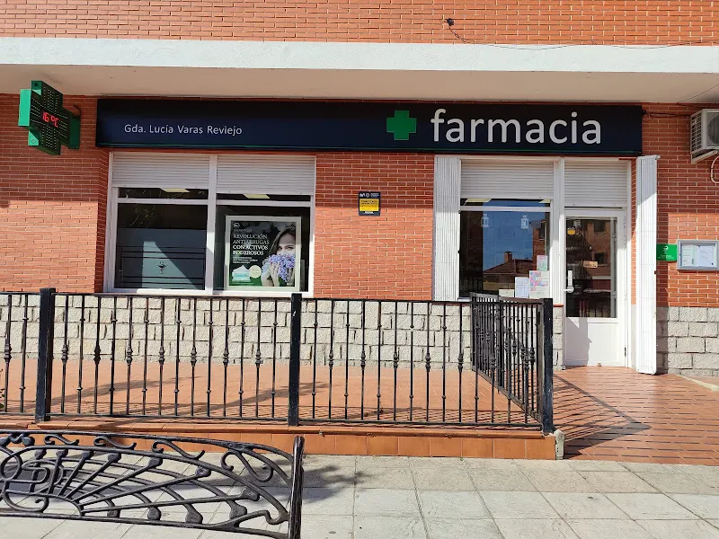 Farmacia Varas Reviejo - El Tiemblo