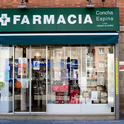 Farmacia Concha Espina,10 ( César Álvarez )
