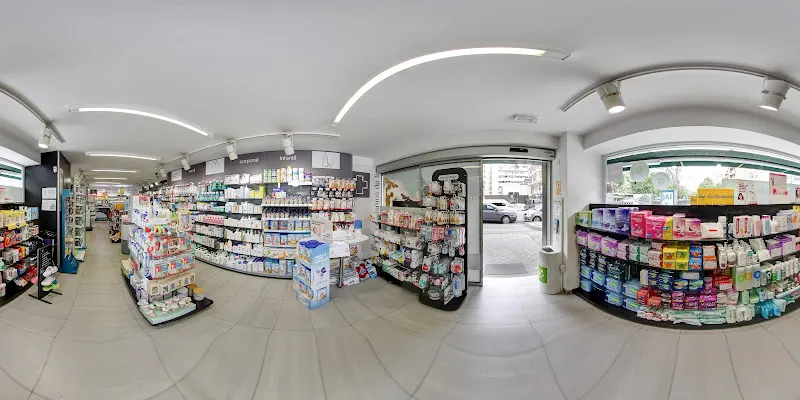Farmacia Castellana, 176