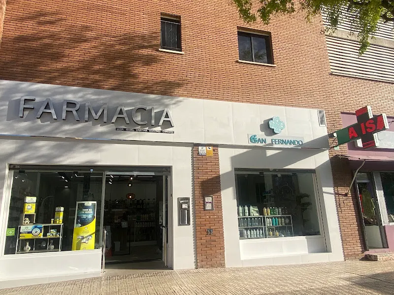 Farmacia Isabel C. Martinez Carrero, Barrio San Fernando - Farmacia en Badajoz - foto 2