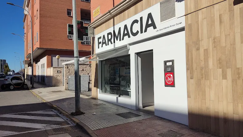 FARMACIA ARGÜELLO 365 días - Farmacia en Badajoz - foto 2