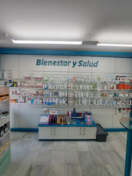 FARMACIA PUENTE ROMANO