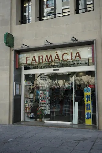 Farmacia Carbonell Perís