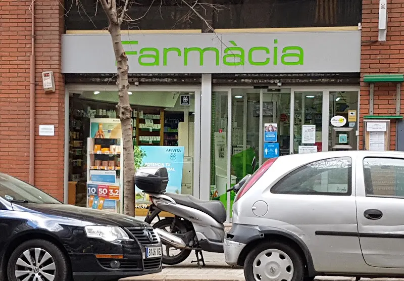 Farmàcia Álvaro Rubio Calvo - Farmacia en Barcelona - foto 2