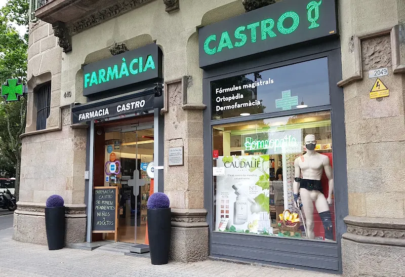 Farmàcia Castro - Farmacia en Barcelona - foto 2