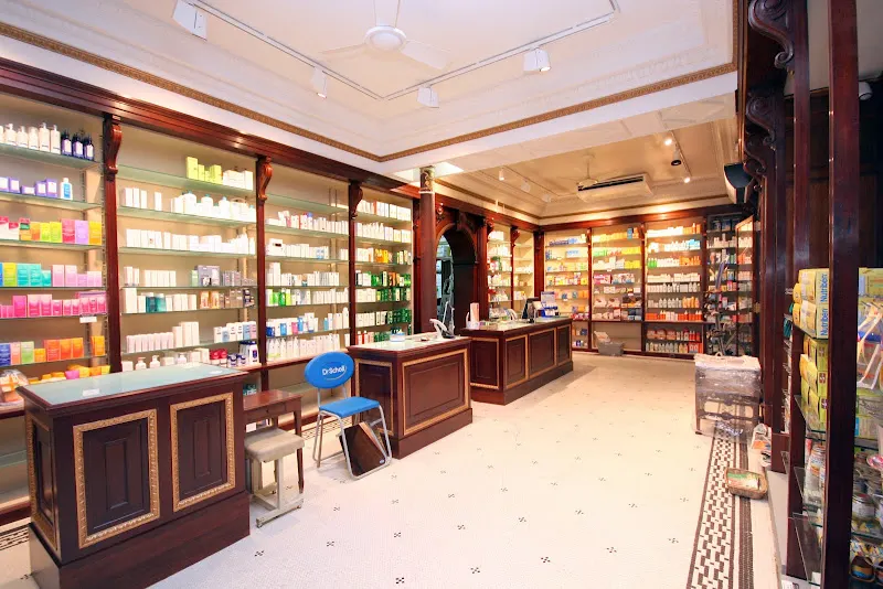 Farmàcia La Rambla Barcelona - Farmacia en Barcelona - foto 2