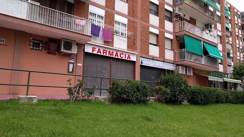 Farmàcia Clara Pujadas - Farmacia en Badalona - foto 2