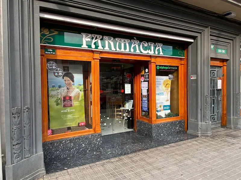 Farmàcia Prat Martori - Farmacia en Badalona - foto 2