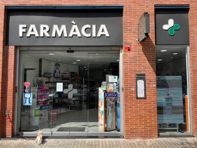 FARMÀCIA RUZAFA GEA - Farmacia en Barberà del Vallès - foto 2