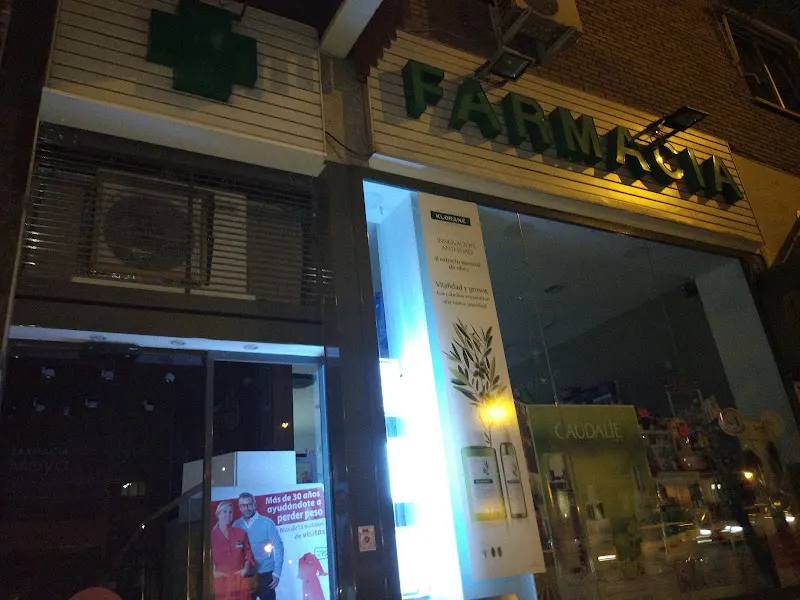 Farmacia Moya - Farmacia en Madrid - foto 2
