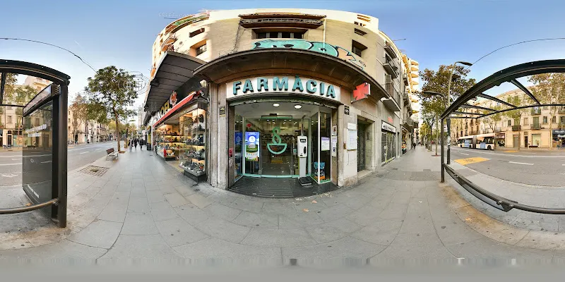 Farmacia Bertolin - Farmacia en Barcelona - foto 2