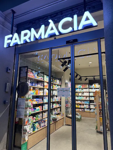 Farmàcia Abad - Farmacia en Barcelona - foto 3